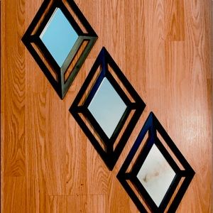 Set Of Three Diamond Shaped Mirrors Decor